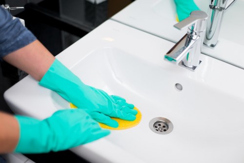 Different carpet cleaning methods and equipment overview